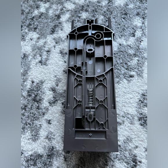 Dyson Charging Station - Picture 10 of 15